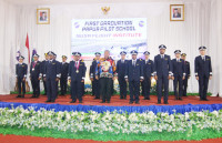 22 Pilot dan Instruktur Penerbangan Program Beasiswa Otsus Diwisuda